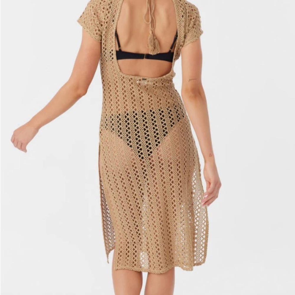 New O’Neill Swim Cover-Up - Picture 2 of 5